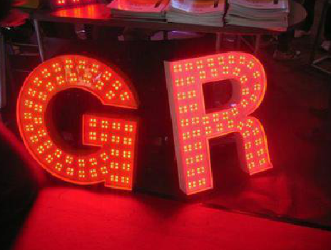 汉中LED发光字常见的安装误区。